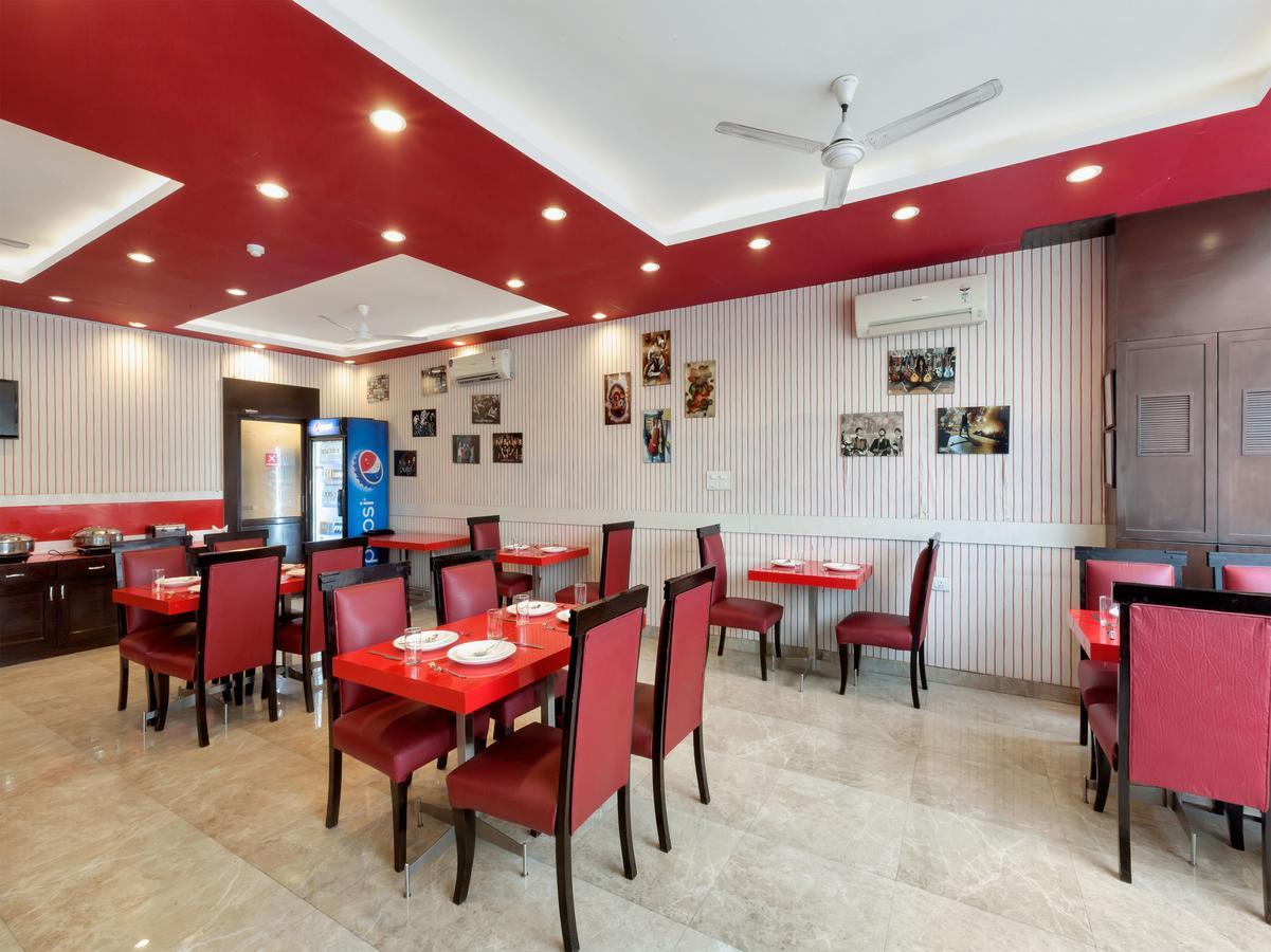 Oyo 9841 The Vivir 1 Noida Exterior foto