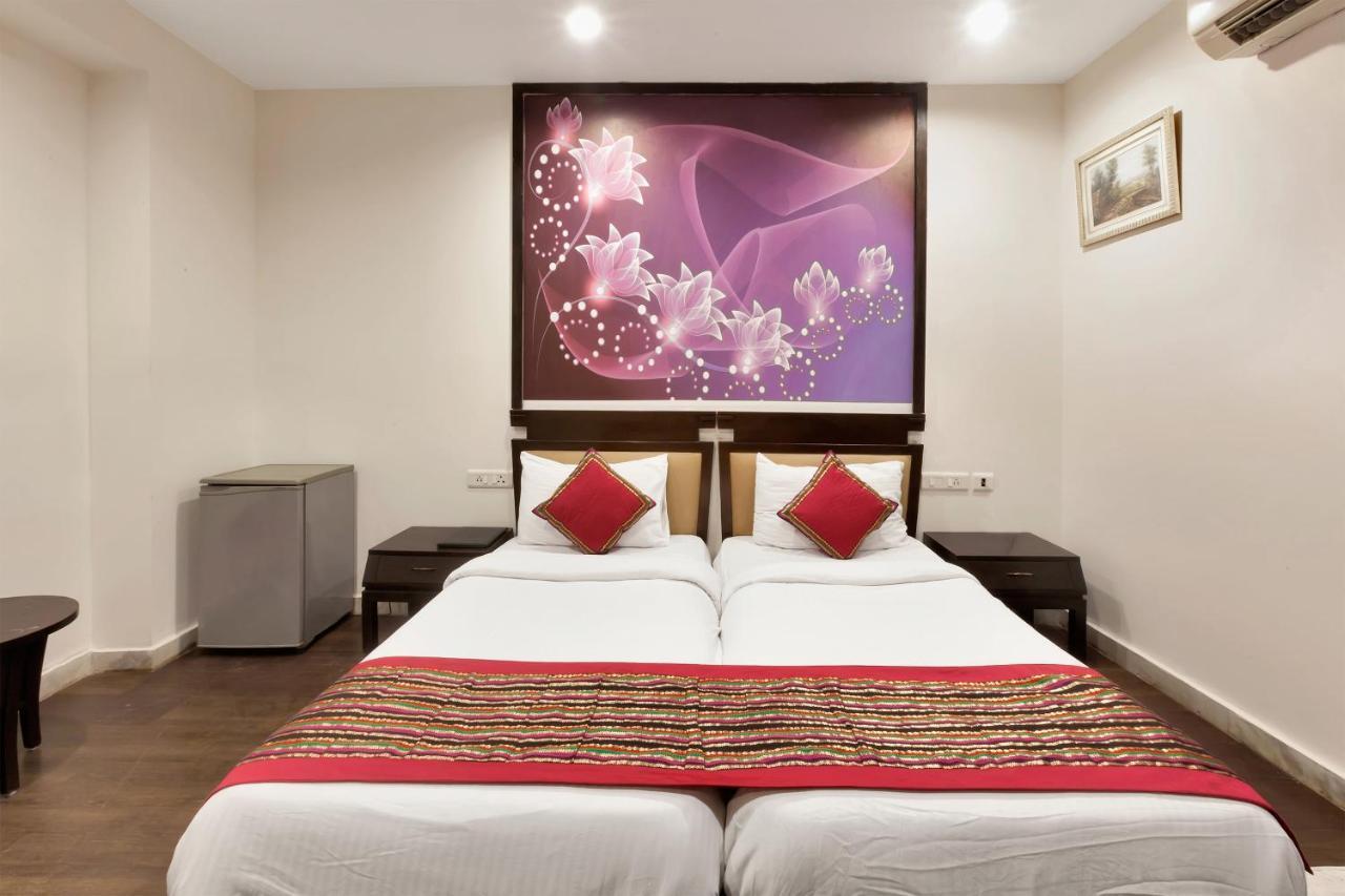 Oyo 9841 The Vivir 1 Noida Exterior foto