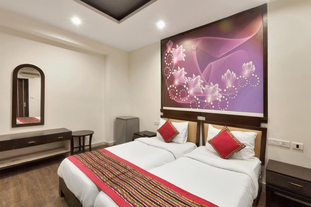 Oyo 9841 The Vivir 1 Noida Exterior foto