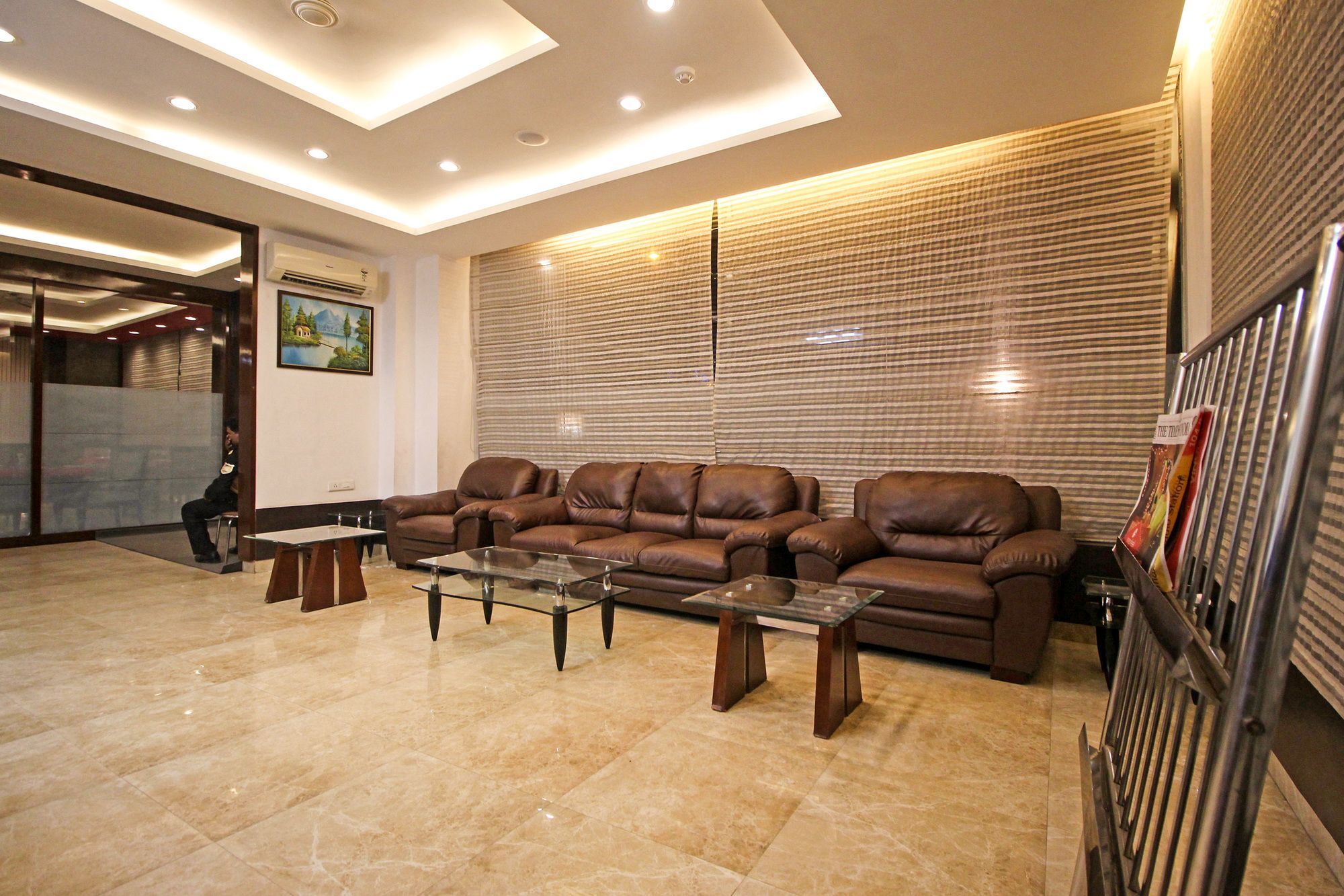 Oyo 9841 The Vivir 1 Noida Exterior foto