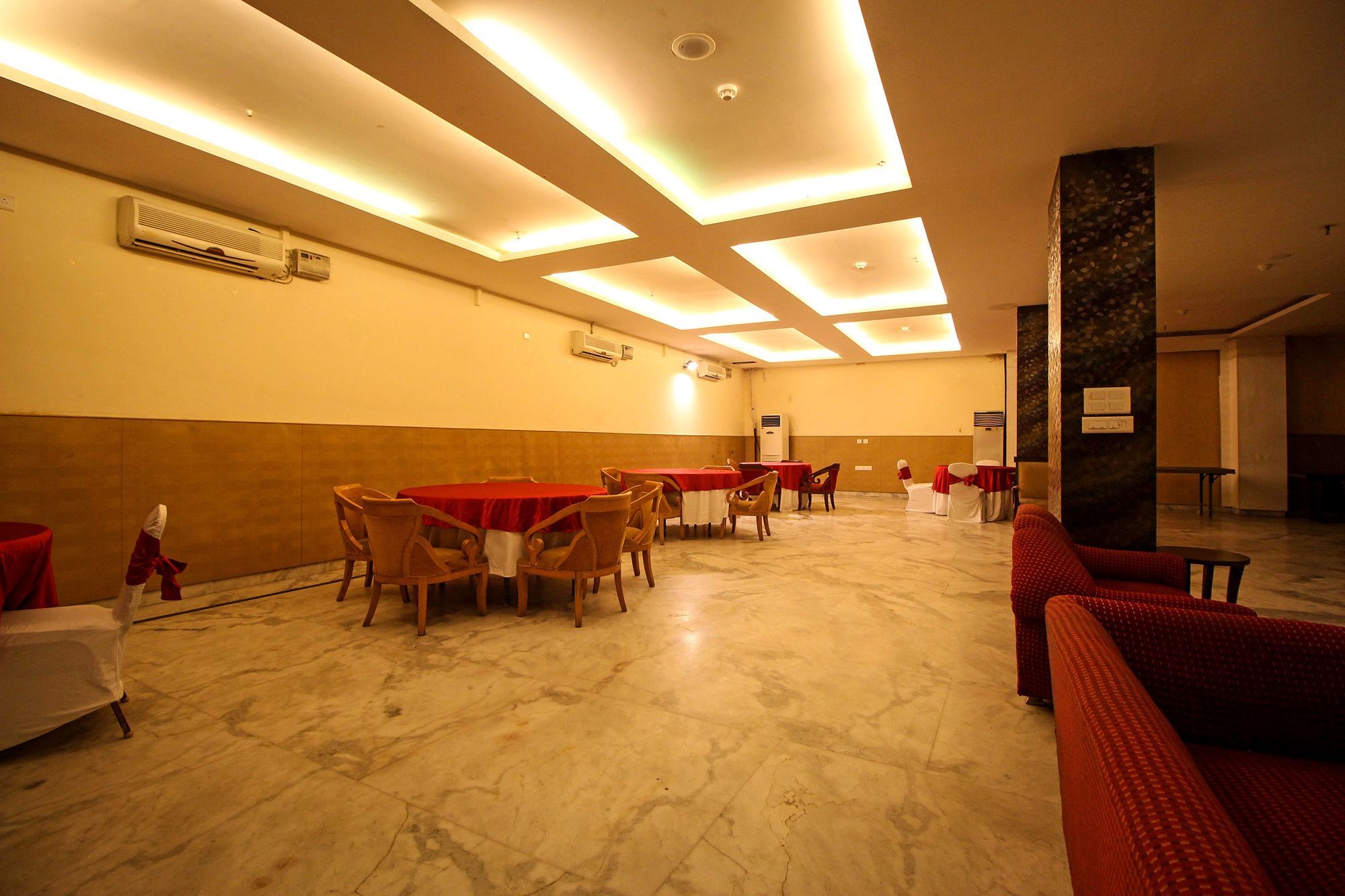 Oyo 9841 The Vivir 1 Noida Exterior foto